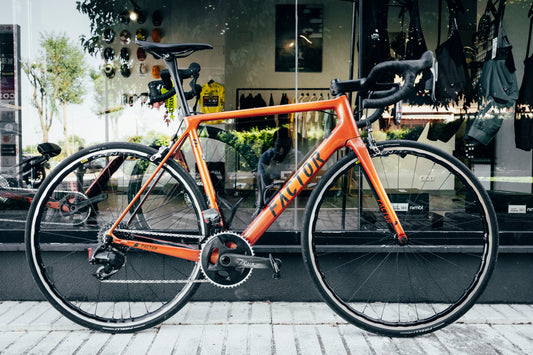 Factor O2 Force AXS Naranja talla 56