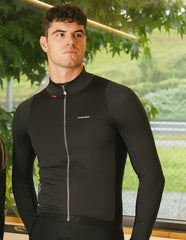 CHAQUETA 76 PRO GORE-TEX WINDSTOPPER BLACK